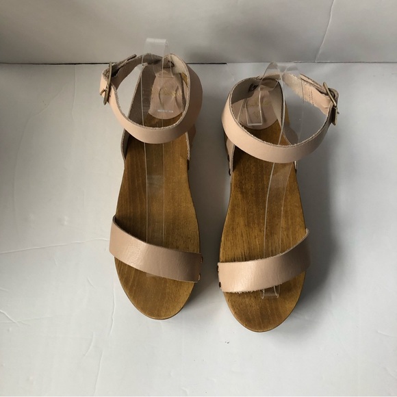Lulus Nude Leather and Wooden Platform Sandals - Picture 2 of 10
